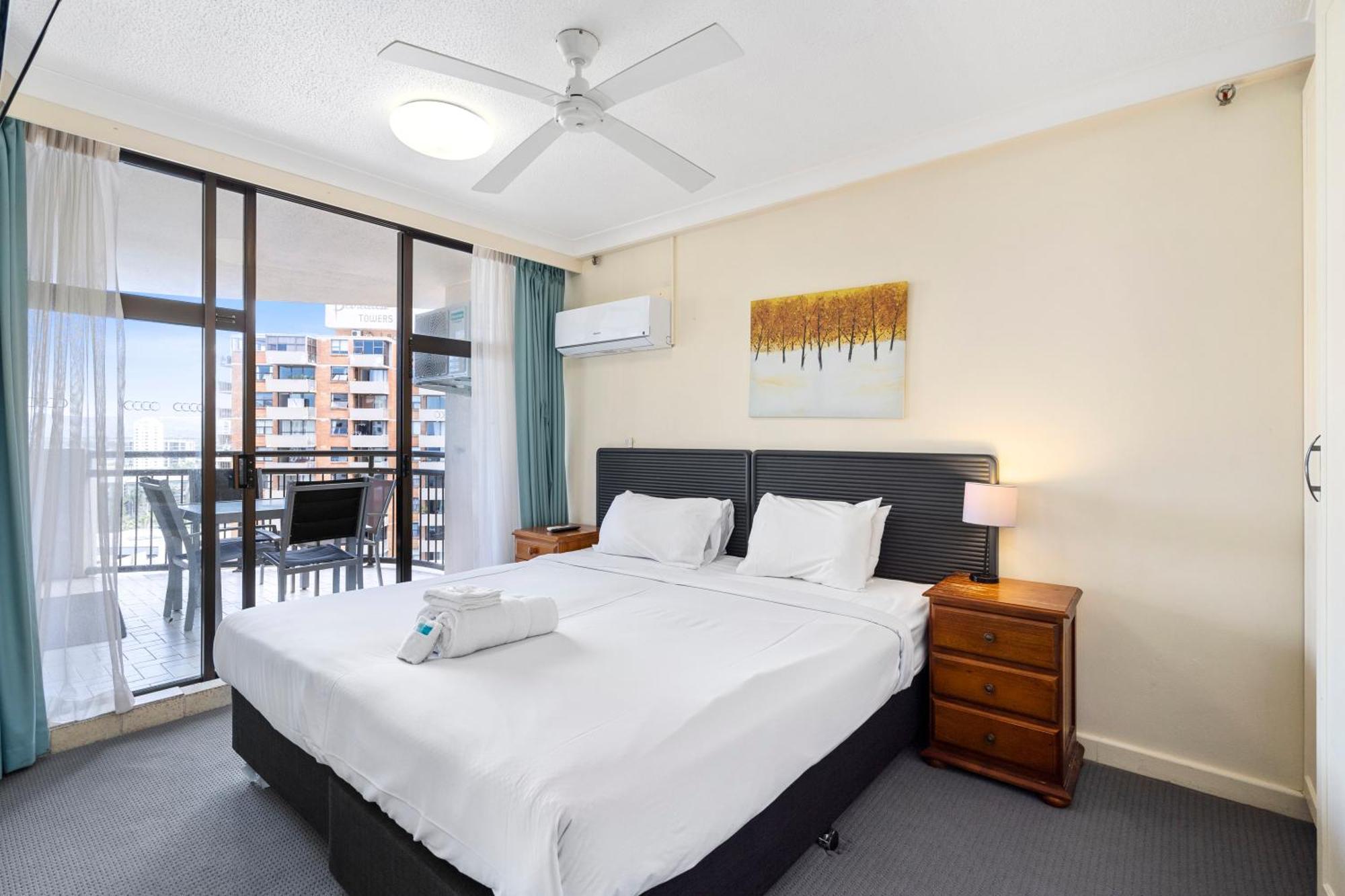 Beachcomber Resort - Official Gold Coast Eksteriør billede